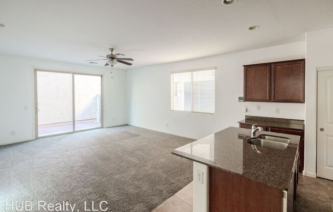 1412 S Ponderosa Dr