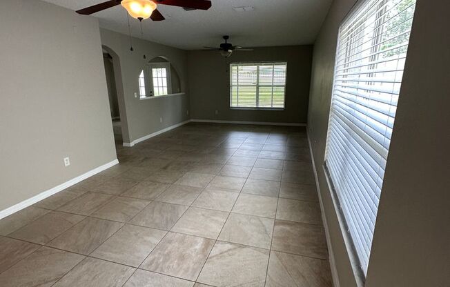 Lovely  3/2.5 Home w/ 2nd floor loft and fence enclosed yard in Winter Garden!  Available August!
