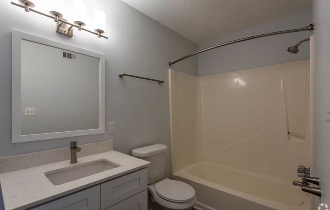 2 beds, 2 baths, 950 sqft, $1,000