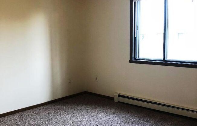 2 beds, 1 bath, 900 sqft, $825, Unit 311
