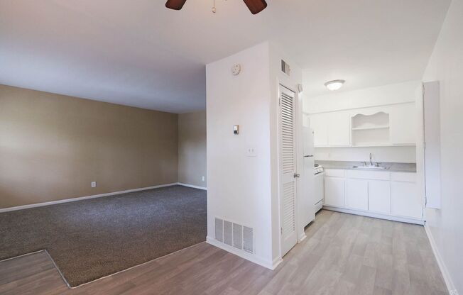 1 bed, 1 bath, 633 sqft, $1,025, Unit 2182-15