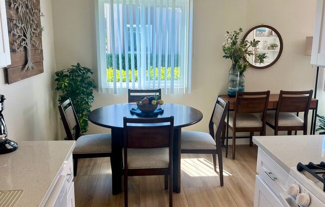 2 beds, 2 baths, 950 sqft, $4,000, Unit 509