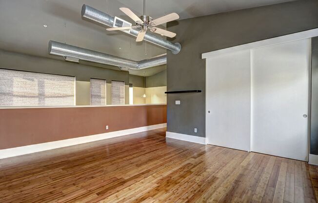 Studio, 1.5 baths, $2,195