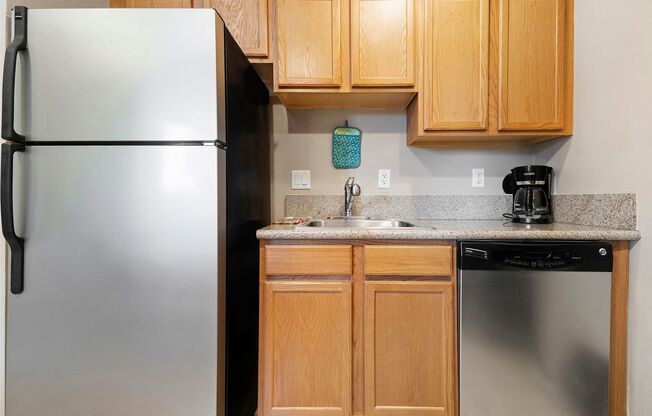 1 bed, 1 bath, $970, Unit 6131-11