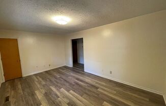 2 beds, 1 bath, 800 sqft, $795, Unit 1127 Bridges Street Unit A