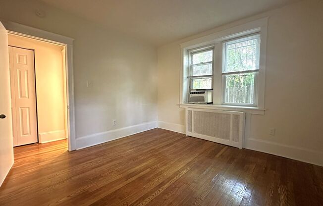 1 bed, 1 bath, 550 sqft, $1,115, Unit Apt 203