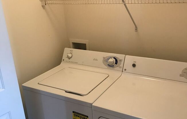 3BR Home in Huntersville