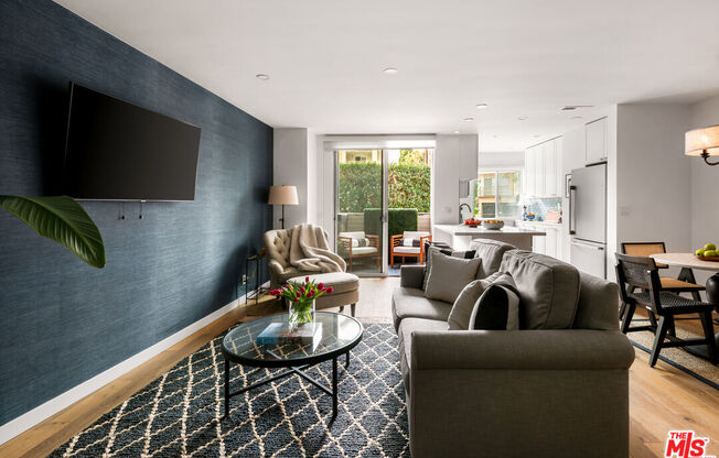 1 bed, 1 bath, 981 sqft, $3,250, Unit 101