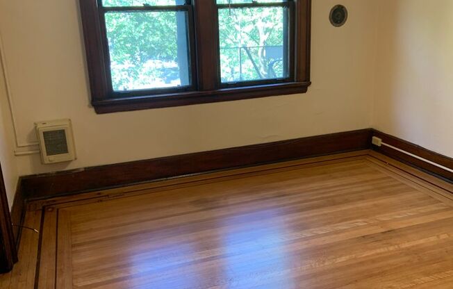 1 bed, 1 bath, 610 sqft, $1,165, Unit 206