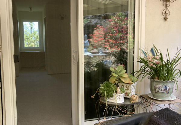 1001 31 AVE