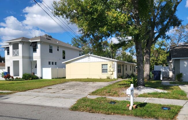 2/1 Close to Downtown Tampa and University of Tampa