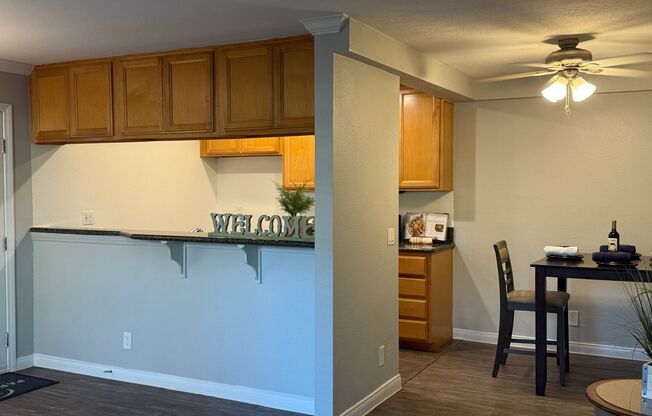 2 beds, 2 baths, 850 sqft, $3,010, Unit 841-01