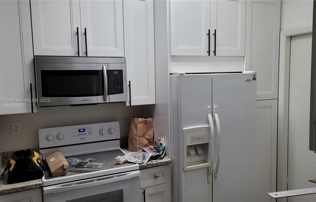 9570 SW 3 CT