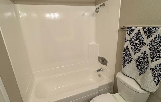 1 bed, 1 bath, 602 sqft, $2,150, Unit 27