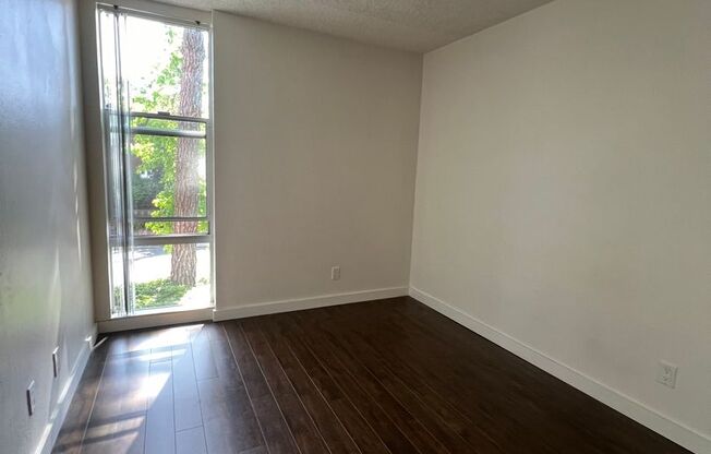 1 bed, 1 bath, 550 sqft, $2,495, Unit 206