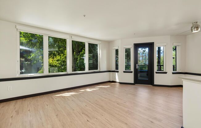 2 beds, 2 baths, 886 sqft, $3,295, Unit 101