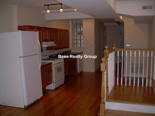 1 bed, 1 bath, $1,395