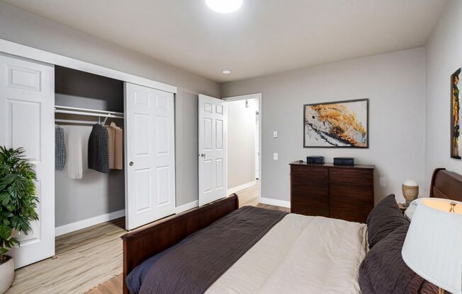 2 beds, 1 bath, 932 sqft, $1,399, Unit 452