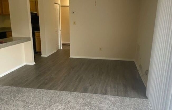 1 bed, 1 bath, 800 sqft, $1,700, Unit 3355 #204