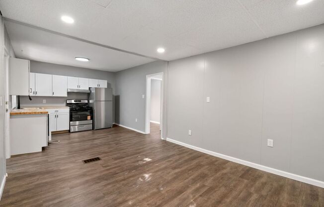 7702 Cannon Street