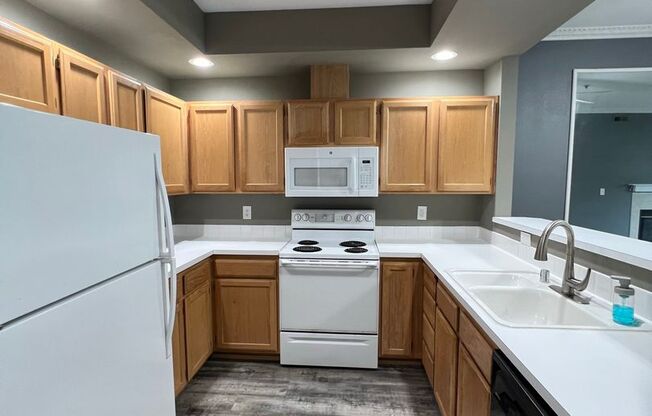 1 bed, 1 bath, $1,899, Unit #303