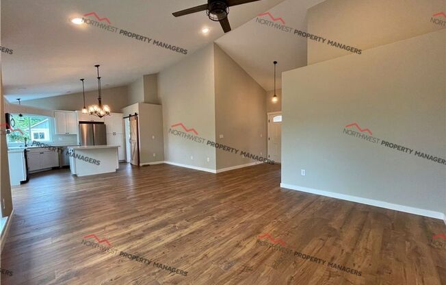 STATUS: AVAILABLE   | R245B  |  $2095 + $100 FLAT RATE FOR W/S/G ** MOVE IN SPECIAL**