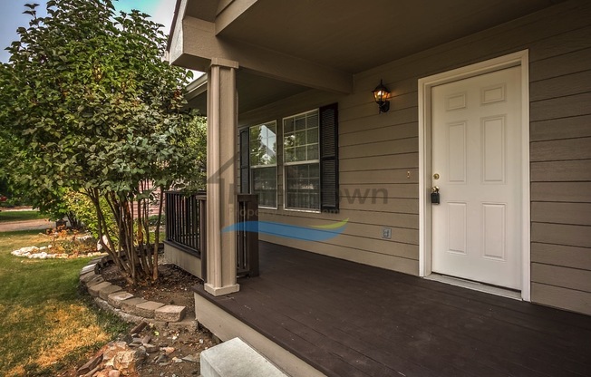 Lovely 4 Bedroom 2 Bath Home w/ 2 Car Garage in CDA Place!