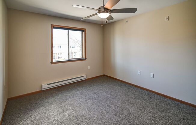 2 beds, 2 baths, 1,015 sqft, $1,695, Unit 111
