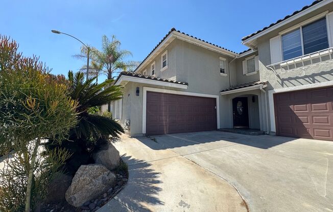 Gorgeous for 4 Bedroom and gated community