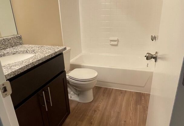 3 beds, 2 baths, 1,152 sqft, $2,300, Unit 14201 #103