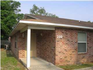 2 beds, 2 baths, $1,395