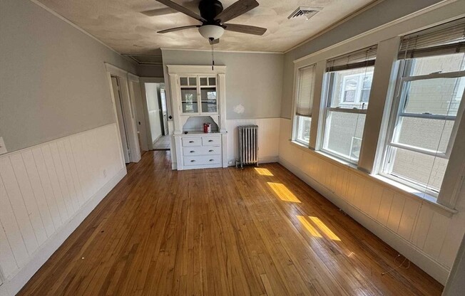 53 FAIRFAX ST 