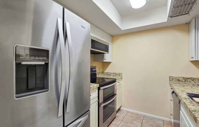 2 beds, 2 baths, $1,650, Unit UNIT 126