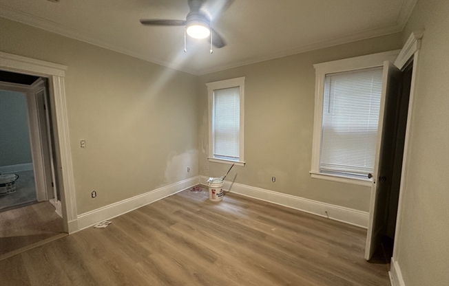 3 beds, 1 bath, $3,000, Unit 1