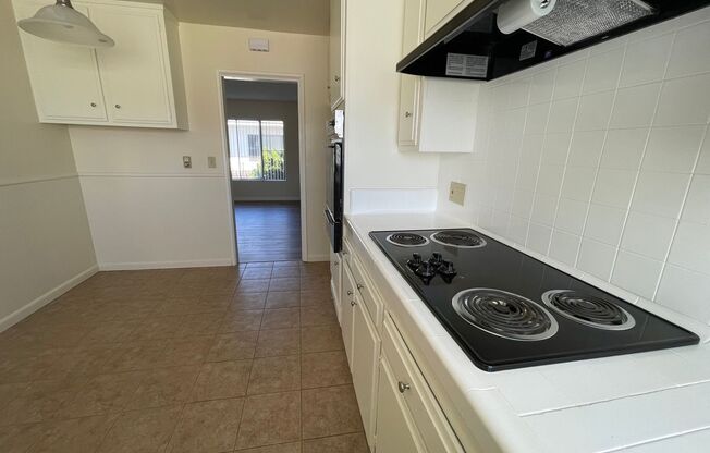 1 bed, 1 bath, 624 sqft, $1,995, Unit 320