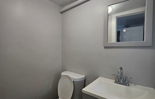 4 beds, 1.5 baths, $2,640, Unit 117