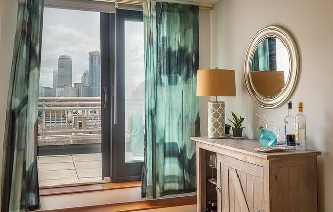 2 beds, 1.5 baths, 836 sqft, $4,750, Unit PHN