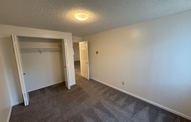 1 bed, 1 bath, 620 sqft, $1,175, Unit 14