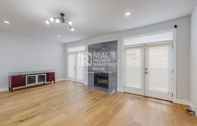 Highly Upgraded 2-Bedroom Townhome Available for Rent!