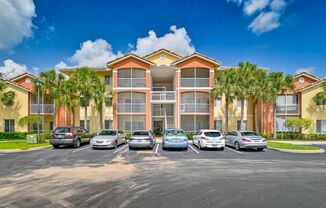 Available May 2025 - Fully Furnished Condo in Fort Myers.