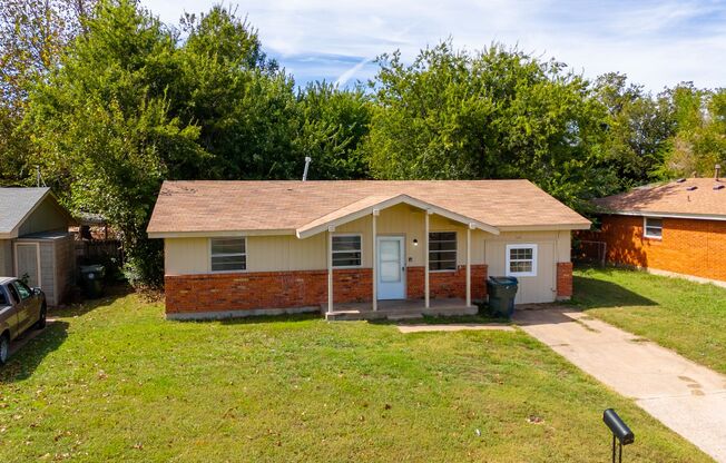 Charming 4-Bedroom Home with Fresh Updates in Midwest City