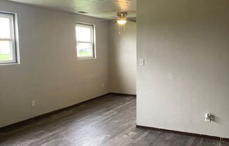 1 bed, 1 bath, 700 sqft, $625, Unit Apt 2