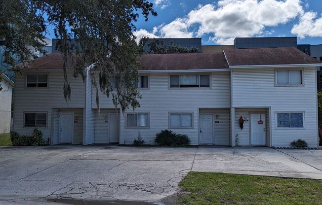 Affordable Living Near UCF!