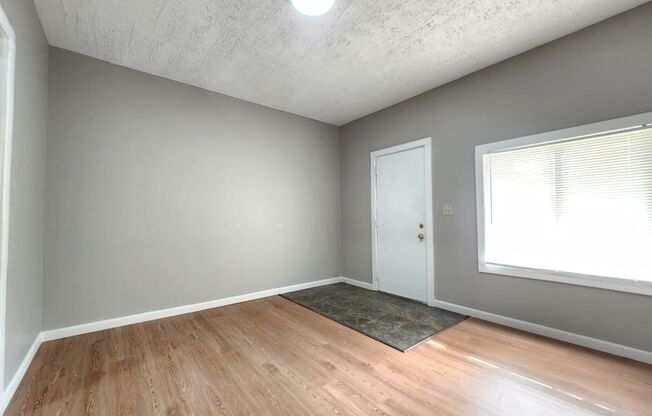 363 Midland Ave