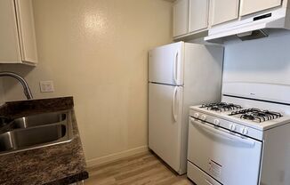 Studio, 1 bath, $1,350, Unit 14