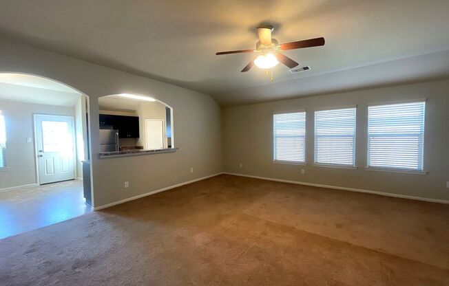 625 26th Ave N **Ask about our NO SECURITY DEPOSIT option!**