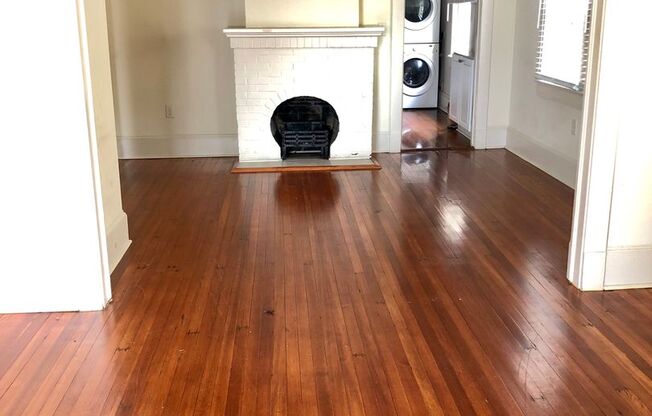 2BD/1BA w/ Sun Room only Blocks from Bayou St. John and City Park