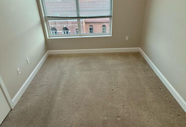 2 beds, 2 baths, 876 sqft, $2,425, Unit 514