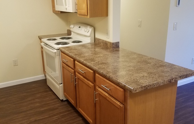 2 beds, 1 bath, 880 sqft, $1,945, Unit 128