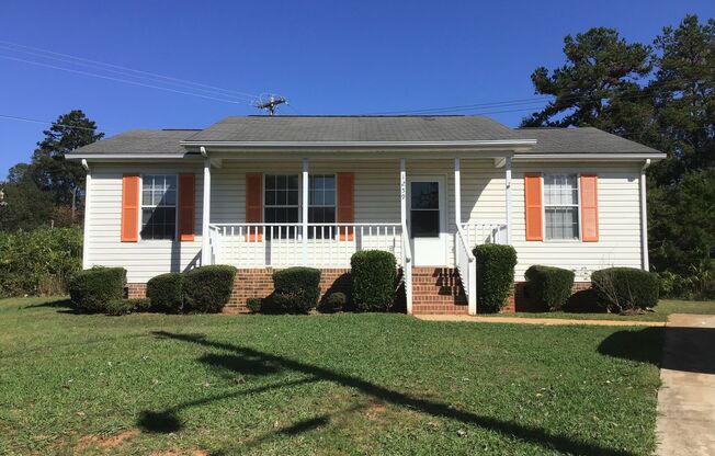 3 Bedroom in Glenn Eagle Subdivision!